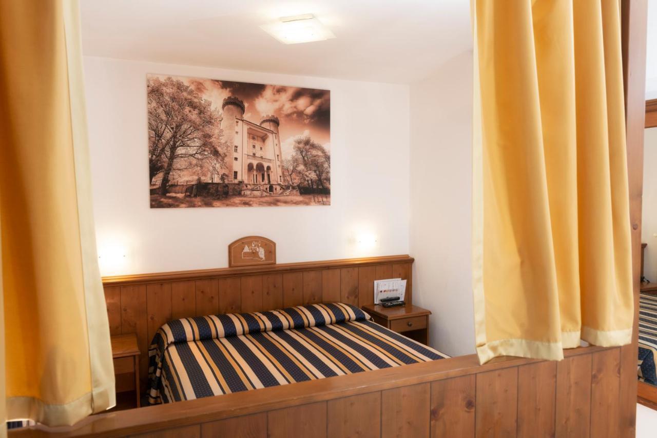 Hotel Chateau 3*