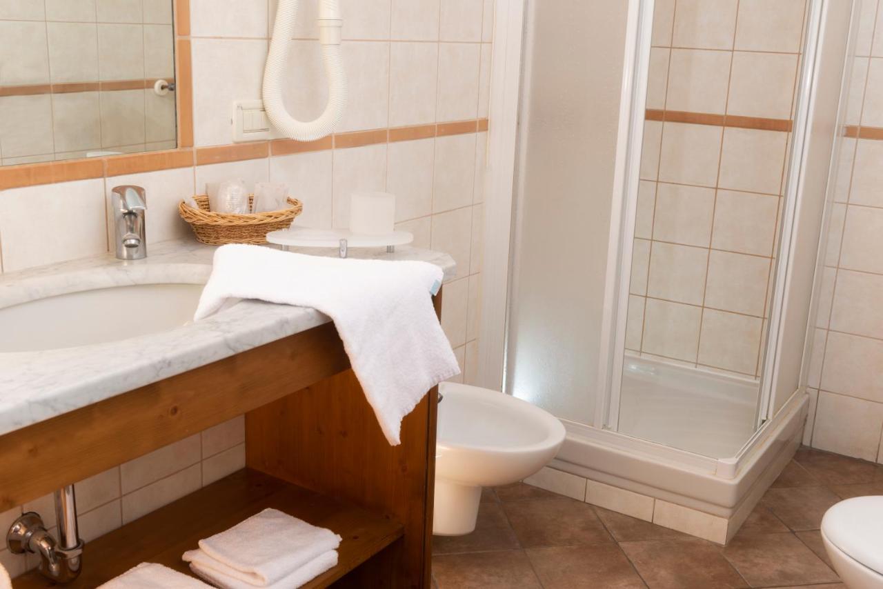 Chateau Hotel 3*