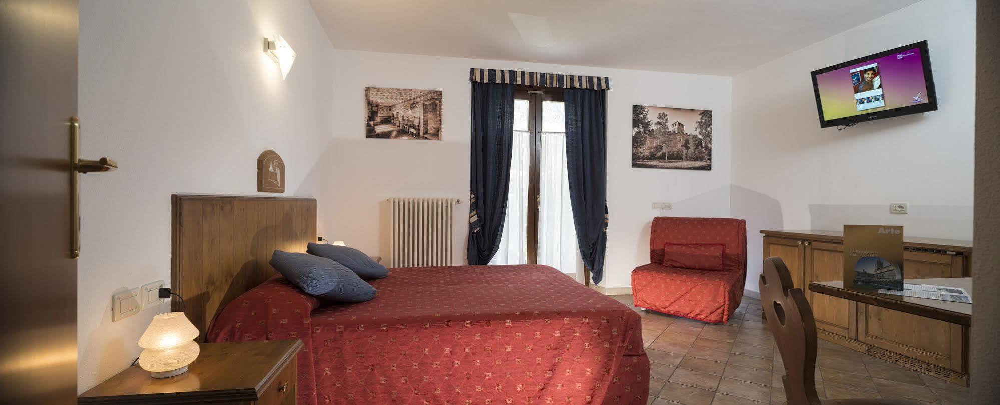 Chateau 3*